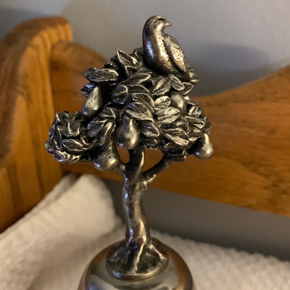 Partridge In A Pear Tree pewter Christmas Bell 1983